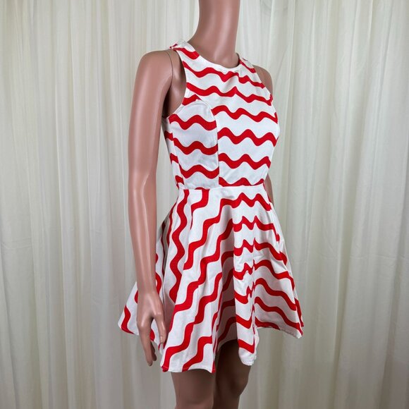 Women's Signature8 Fit & Flare Orange & White Wavy Stripe Skater Dress Sz Small - Picture 3 of 11